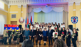 В Минской армянской школе состоялось мероприятие, посвященное родному языку